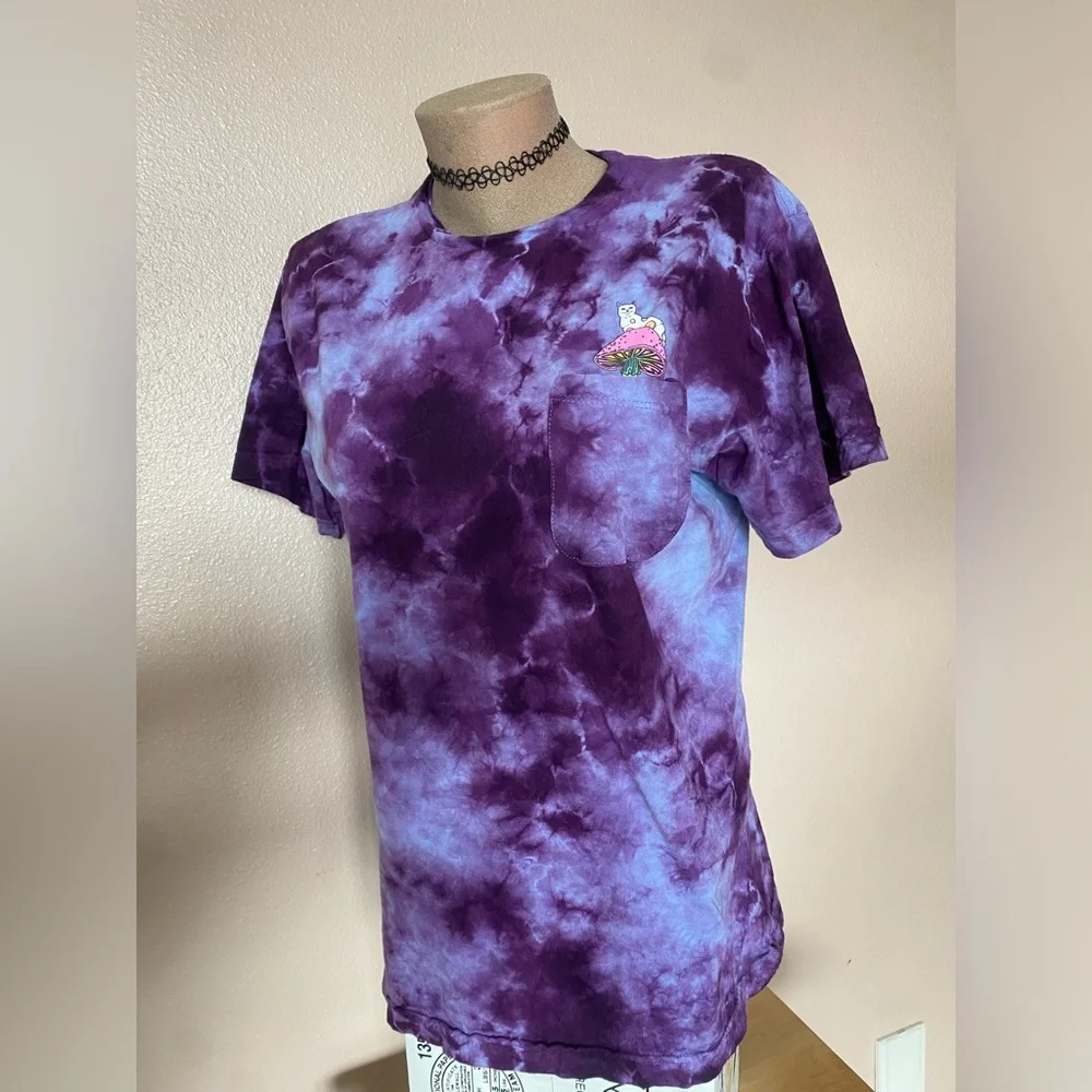 SOLD - Picture 2 of 7